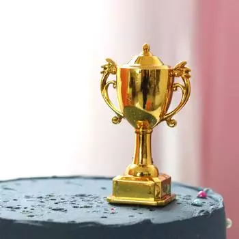 5X8.5Cm Наградной кубок Победитель Трофеи Детские Пластиковые Трофеи Игрушки Для Детей Награда за Конкурс Приз Сувениры Для Вечеринки