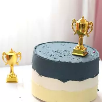 5X8.5Cm Наградной кубок Победитель Трофеи Детские Пластиковые Трофеи Игрушки Для Детей Награда за Конкурс Приз Сувениры Для Вечеринки