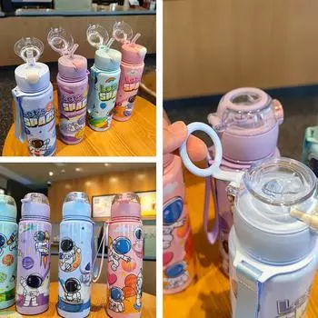 700 ML High Capacity Cartoon Astronaut Plastic Space Latch Cup Cup Rope Travel Proof Cup with L B5Z1 pink-700ml