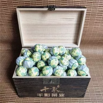 800г Синьхуэй Сяоцинкан Юньнань Мэнхай Пуэр Староспелый чай Подарочный набор 800G