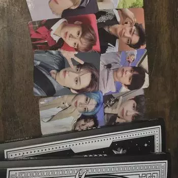 8 показов Straykids + 2 специальных альбома