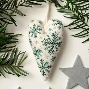 8 шт. рождественский комплект для вышивки своими руками, кулон в форме сердца, комплект материалов для вышивки, готовый комплект для вышивки рождественского украшения ручной работы A