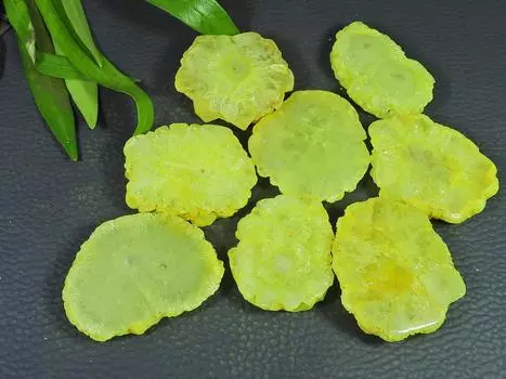 8 шт. Желтые солнечные друзы агата жеоды кабошоны россыпью драгоценных камней лот 424 карата RQ-2665