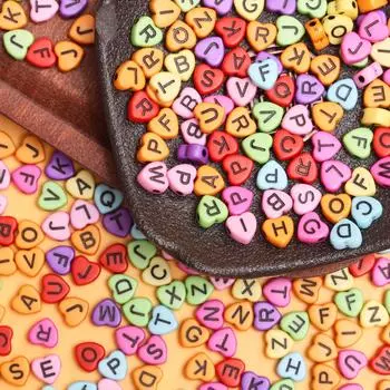 8 стилей, 50 шт./пакет, 7 мм, акриловые бусины в форме сердца с буквами, DIY браслет, ожерелье, материал для изготовления ювелирных изделий