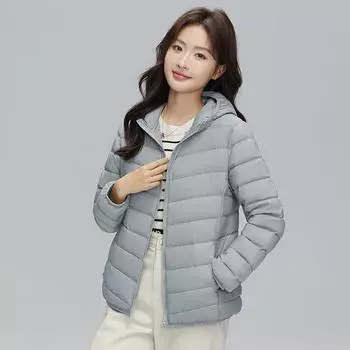 90% белый утиный пух ультралегкий пуховик женский легкий тонкий пуховик с шапкой для сохранения тепла короткая японская и корейская куртка S