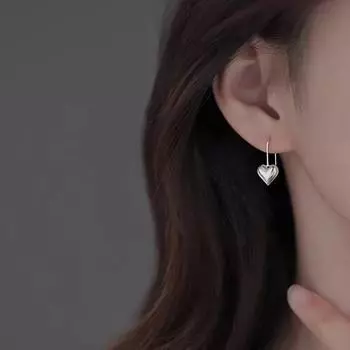 925 Серебряные глянцевые серьги-крючки Love Трехмерные серьги Love Ins Special-Interest Design Темпераментная леди Простые серебряные украшения 925