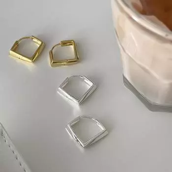925 Серебряные иглы с квадратной пряжкой для ушей Wind Square Ear Buckle, женские универсальные модные простые серьги-кольца Advanced Sense Simple Personality Earrings 925 silver needles