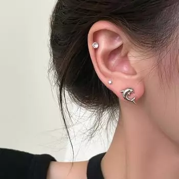 925 серебряные игольчатые серьги-гвоздики в виде дельфина женские Mori универсальные высококачественные нишевые серьги-гвоздики модные минималистичные серьги-гвоздики 925 silver needle