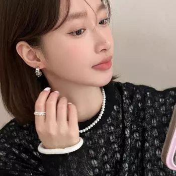 925 silver needle croissant earrings women s light luxury high-end autumn and winter temperament earrings simple fashion ins style earrings 925 silver needle