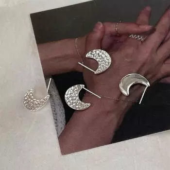 925 silver needle hammer pattern moon stud earrings women s light luxury retro personality high-end earrings fashion cold earrings 925 silver needle