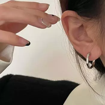 925 Silver Needle Irregular Plain Ring Earrings Women s Simple Fashion Premium Ear Bone Nails Cold Wind Exquisite Earrings 925 silver needle