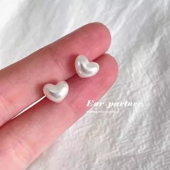 925 Silver Needle Love Stud Earrings Female Mori Sweet Korean Style Pearl Earrings Light Luxury Premium Summer Earrings 925 silver needle