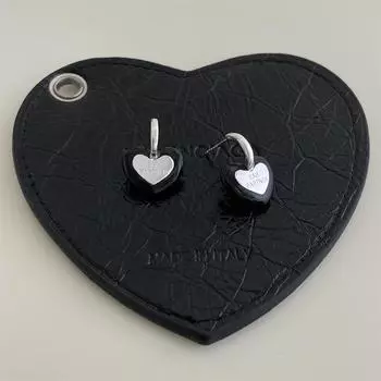 925 silver needle love stud earrings women s personality fashion sweet and cool style earrings niche high-end autumn new earrings 925 silver needle