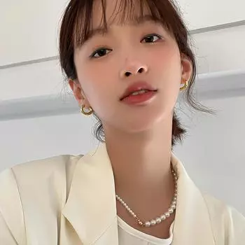 925 silver needle plain circle oval earrings women s simple niche design high-end earrings temperament circle jewelry 925 silver needle