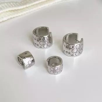 925 Silver Needle Sweet Cool Style Flower Earrings Women s Light Luxury Versatile Premium Earrings Niche Fashion Autumn and Winter Ear Buckles