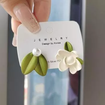 925 Жемчужный цветок Высококачественные серьги-гвоздики Ins Асимметричные модные индивидуальные летние серьги для женщин