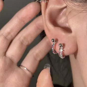 999 серебряная игла отверстие для уха разноцветные циркониевые серьги любви изысканный дизайн темперамент девушки корейская версия высококачественных сережек 999 silver needle