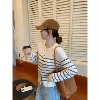 A Fashionable Knitted Sweater for Women with Contrasting Color Stripes, A Casual Long-sleeved, Loose and Laid-back Top one size