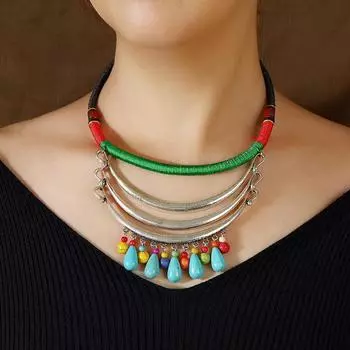 A few retro collars Miao short tassel neck chain woven Tibetan silver collarbone necklace women s performance accessories