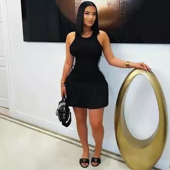 A Sexy Sleeveless Round-neck Pleated Dress for Women and A Fashionable Casual Dress S чёрный