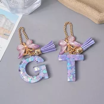 Подвески с буквами AZ Фиолетовая бабочка Кисточка Инициал Брелок Сумка Подвеска Персонализированные Подвески Цепочка для стакана с водой Аксессуары S