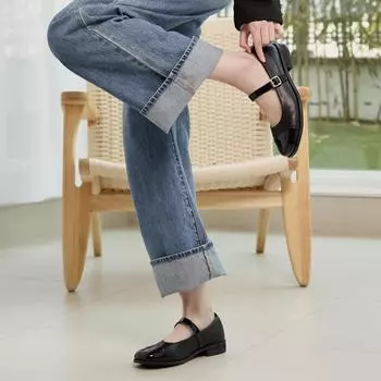 [abc] Двухцветная вещь Мэри Джейн Плоская Ирен высотой 2,5 см (CW0062BK) CW0062BK-7000027821, популярная обувь в Корее. 230