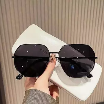 Абсолютно новые шестиугольные солнцезащитные очки для женщин и мужчин, роскошный дизайн, металлическая оправа, режущие линзы, винтажные классические солнцезащитные очки для женщин и путешествий