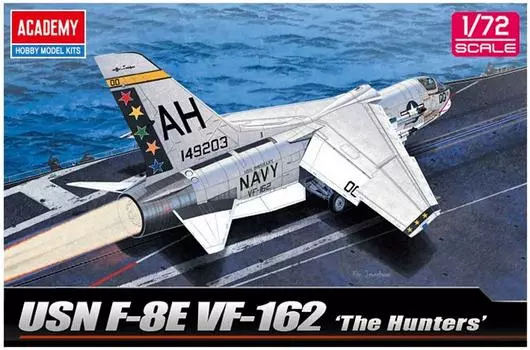 Academy Crusader The Hunters Plastic Model 12521 1/72 F-8E VF-162