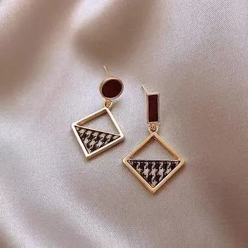 Accessible Luxury Asymmetric Women Special-Interest Design Sterling Silver Earring/Pin Asymmetric Geometric Ginger