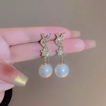 Accessible Luxury Fancy Classic Style Women s Pearl Stud Earrings White Pearl-Silver Needle