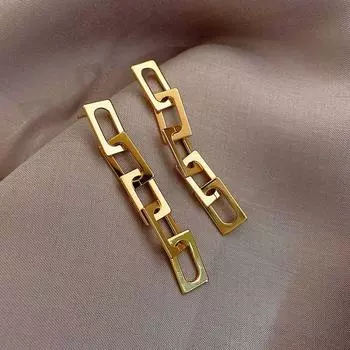 Accessible Luxury Metal Female Unique Retro Hong Kong Style Temperamental Earrings Gold Lock Ring Tassel