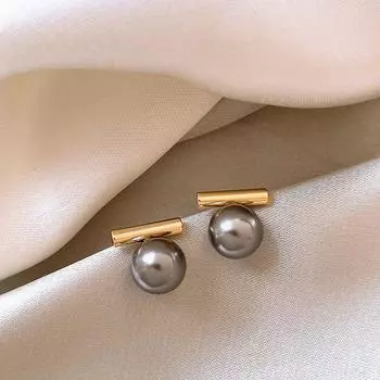 Accessible Luxury Pairs C Cross Female Elegant Unique Pearl Earrings Balance beam ash Pearl [Fancy]]