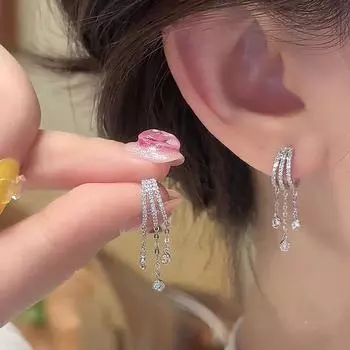 Accessible Luxury Three-Row Rhinestone Tassel Earrings Niche Style Unique 925 Silver Stud Earrings Cold Style Elegant Fancy Earrings Silver