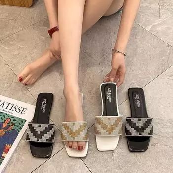 Африканские тапочки со стразами для женщин, летняя одежда ins tide 2024, новые сандалии, модные тапочки, большие размеры, плоские тапочки с одним словом 35 белый