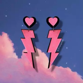 Aishen Attack Акриловые Хип-Хоп Черная Девушка Молния Сердце Любовь Сердце Высокий Профиль Большие Серьги Модный Журнал Пусеты A Eros attack/A pair of earrings
