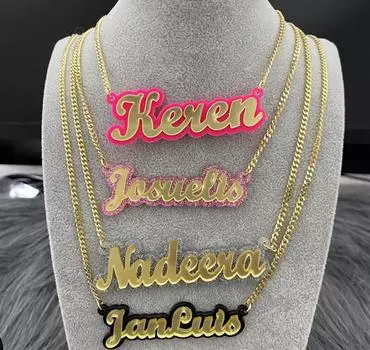 Акриловое ожерелье с именем из английских букв на заказ - европейский и американский стиль 35 cm