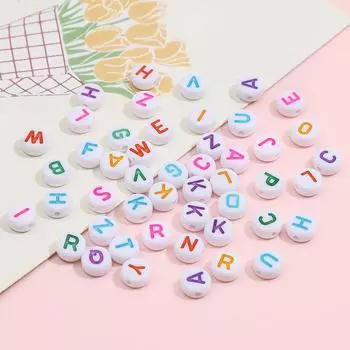 Акриловые бусины с английскими буквами 4x7 мм для создания обучающих украшений, браслетов и ожерелий для детей. Letter O, 50 pieces/pack белый