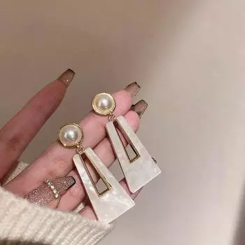 Акриловые геометрические серьги с ощущением роскоши, нишевой индивидуальности, модные серьги, европейские и американские минималистичные серьги