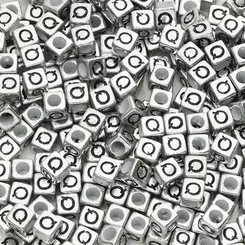 Акриловые кубики с английскими буквами для изготовления ожерелий, браслетов, серег и других украшений своими руками Q
