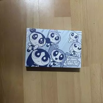 Альбом Newjeans Powerpuff Girls запечатан