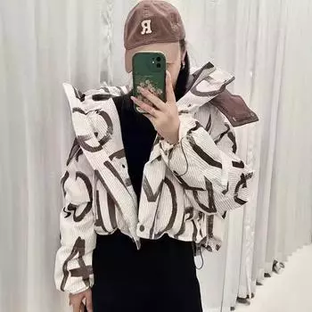 Алфавитный цвет, соответствующий 2024 году, новая белая куртка на утином пуху, женская свободная модная белая утолщенная теплая куртка average size 90-70 kg чёрный