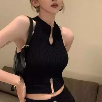 Американская вязаная майка с вырезами, женская верхняя одежда, летняя майка для горячей девушки, без спины, базовый слой, милый и пикантный короткий сексуальный топ S чёрный