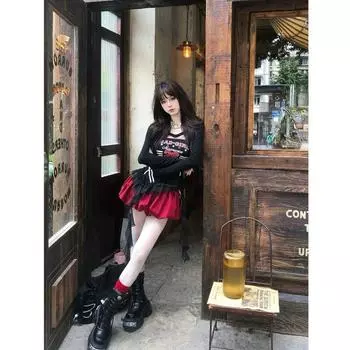 Американский Spice Girl Нерегулярный принт Топ-халтер Женский Новый Осенний Кардиган Camelback с Юбкой Комплект из трех предметов S чёрный