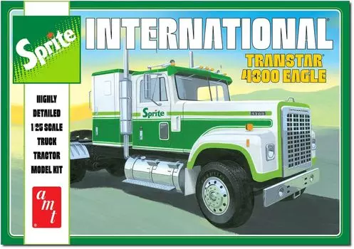 AMT International Transtar 4300 Eagle Trailer Head Plastic Model AMT1394 1/25