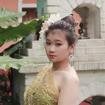 Ancient Hanfu Headwear Leaf Metal Hair Sticks Ancient Style Headwear Tassels Hairpin Thai Headdress A