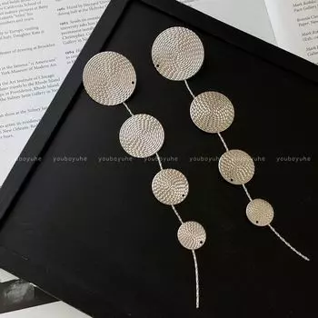 Ancient Replica! Old Qian Style Wafer Long Fringe Earrings Women s Accessible Luxury Fancy High-Profile Earrings Beautiful Earrings Silver round tassel earrings-Silver Needle