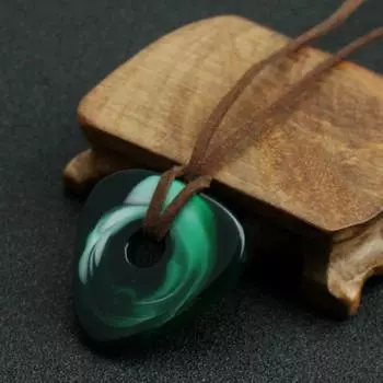 Аниме Коралина Зеленый Кристалл Камень Ожерелье Мультфильм Косплей Ручной Работы Веревка Цепь Подвеска Колье для Женщин Модные Ювелирные Изделия Подарки