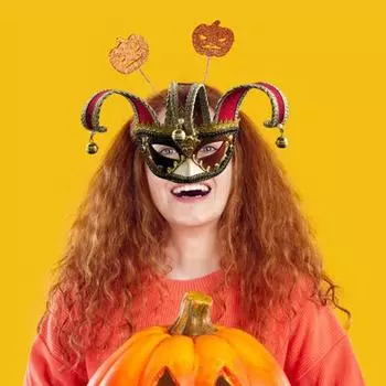 Аниме Венецианская маска Шут Косплей Костюм Реквизит Колокольчик Декор Хэллоуин Рождество Половина лица Закрытие Карнавал Дионисия Классическая итальянская маска чёрный