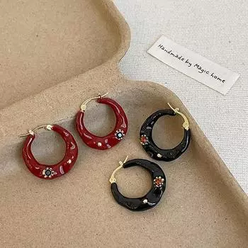 Ankola Red Oil Drop Ear Buckle Женские ретро High Sense Модные уникальные изысканные трендовые универсальные серьги для поездок на работу