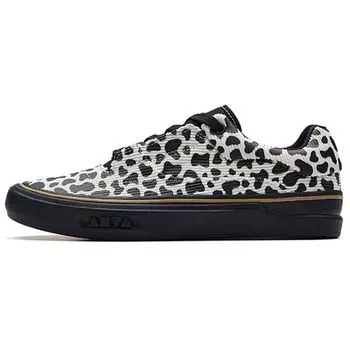 Anta Aoli Low-Top Скейт Кроссовки Женские Кроссовки Белый Черный 122238013-4 38